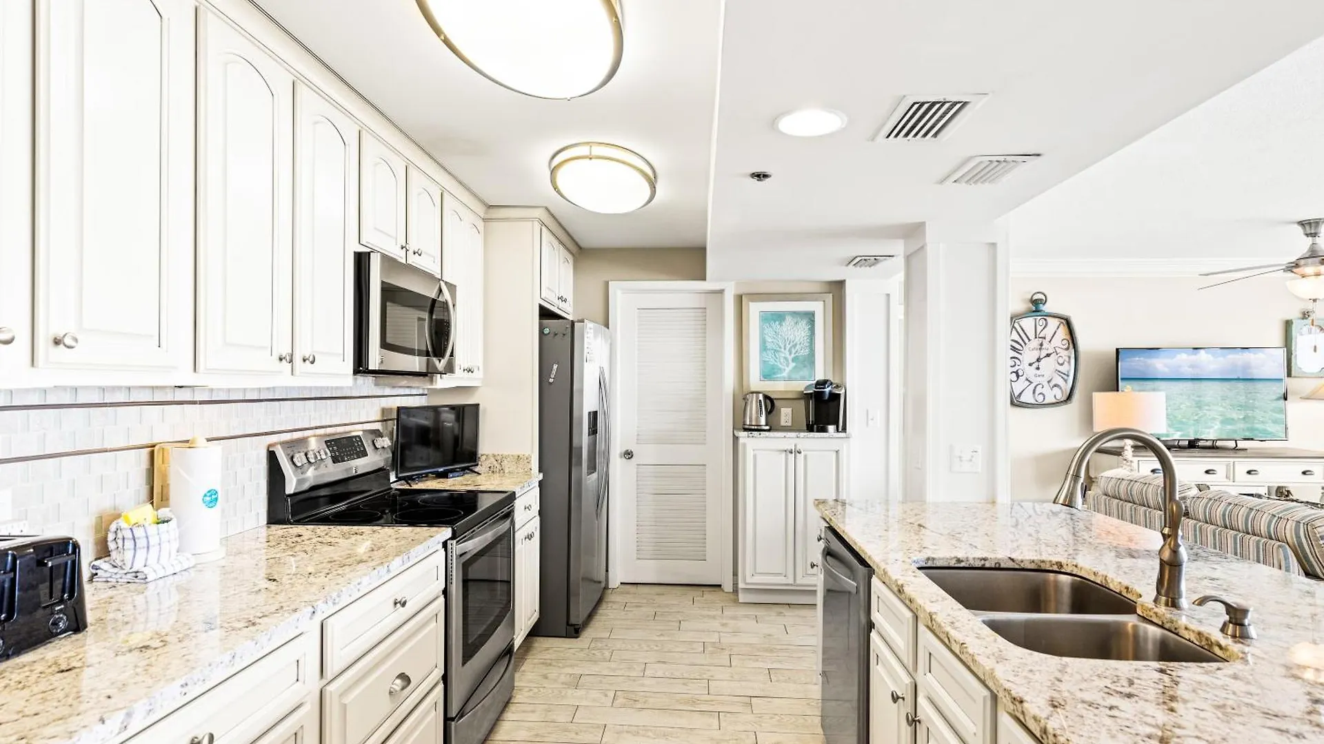 بيت للعطل Long Beach Resort 2-1006 | Sunset Hideaway بنما سيتي بيتش